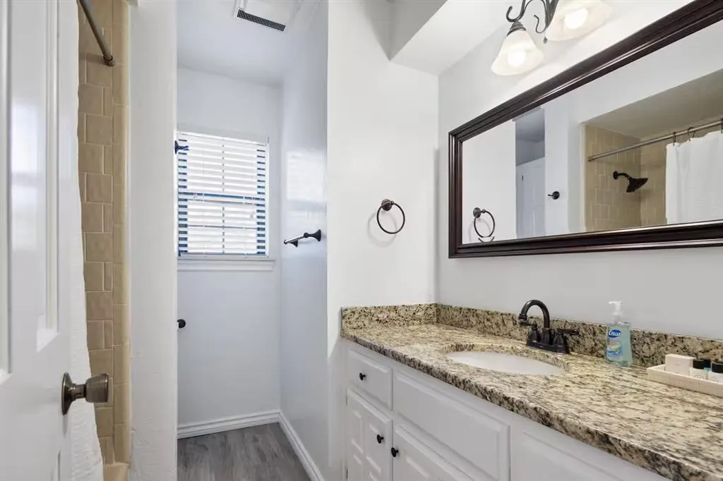 Photo 17 — 2011 Trailview Court, Norman, OK 73072