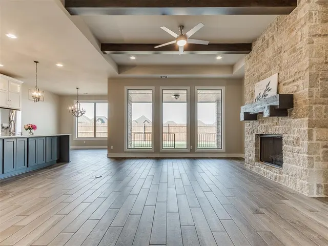 Photo 5 — 3909 Carmona Lakes Drive, Oklahoma City, OK 73160