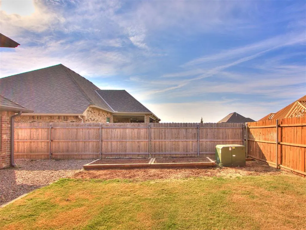 Photo 46 — 3909 Carmona Lakes Drive, Oklahoma City, OK 73160