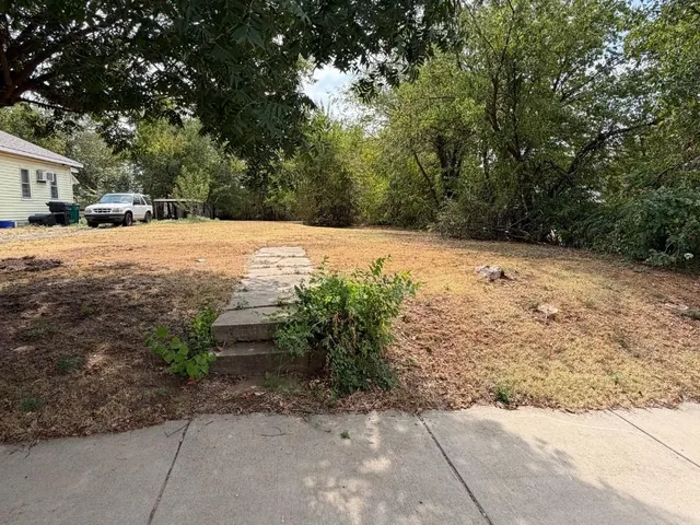 Photo 2 — 1638 NW 14th Street, Oklahoma City, OK 73106