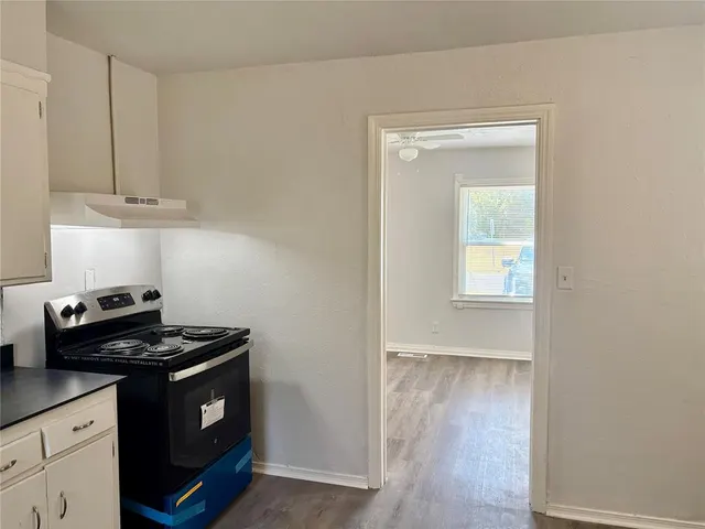 Photo 3 — Address unavailable, Oklahoma City, OK 73111