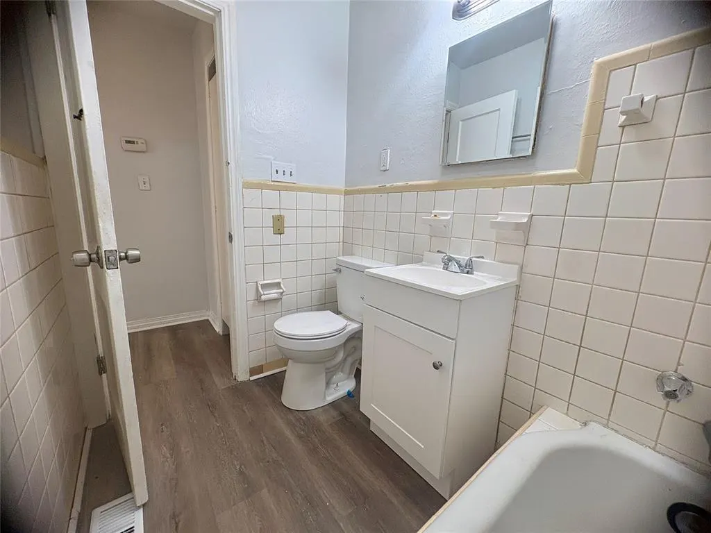 Photo 5 — Address unavailable, Oklahoma City, OK 73111