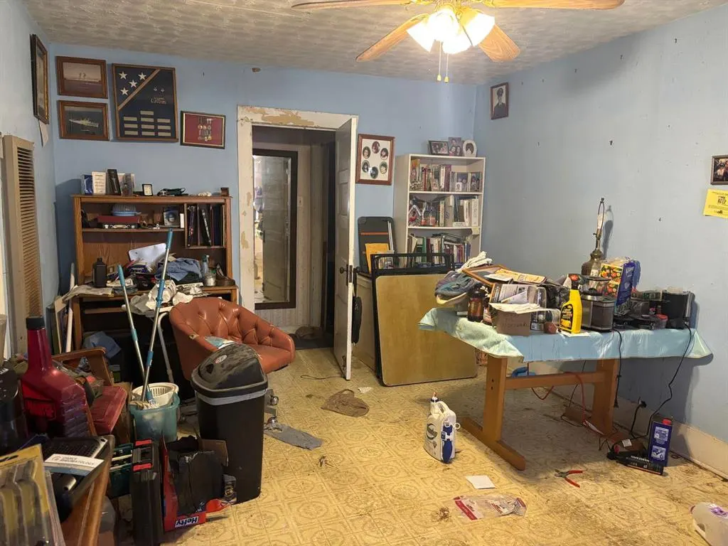 Photo 7 — 713 NW Dearborn Avenue, Lawton, OK 73507