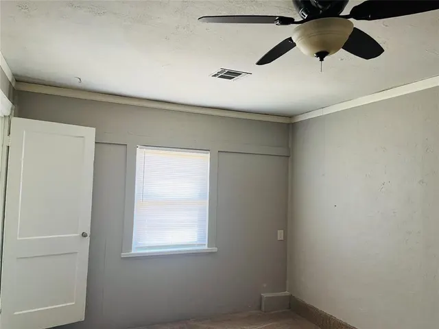 Photo 6 — 3029 W Fairfield Avenue, Oklahoma City, OK 73116