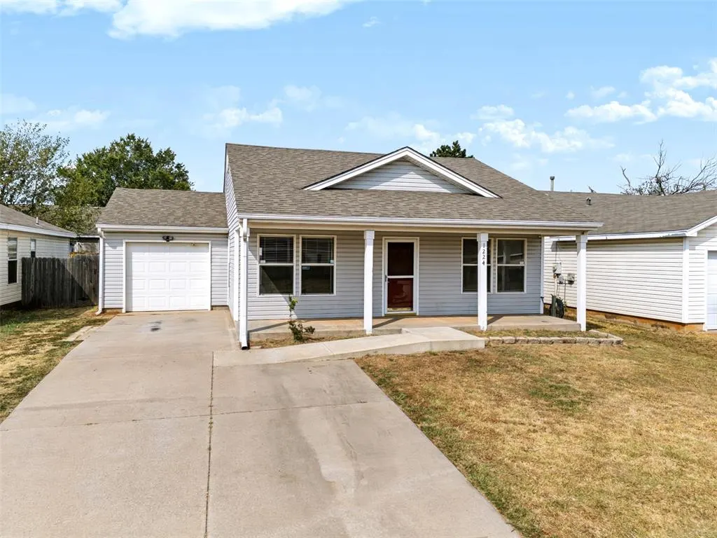 Photo 2 — 1224 Briar Patch Way, Norman, OK 73071