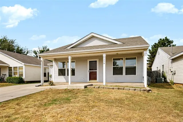 Photo 3 — 1224 Briar Patch Way, Norman, OK 73071