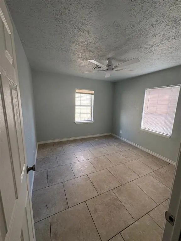 Photo 21 — 1813 NW Pollard Avenue, Lawton, OK 73507