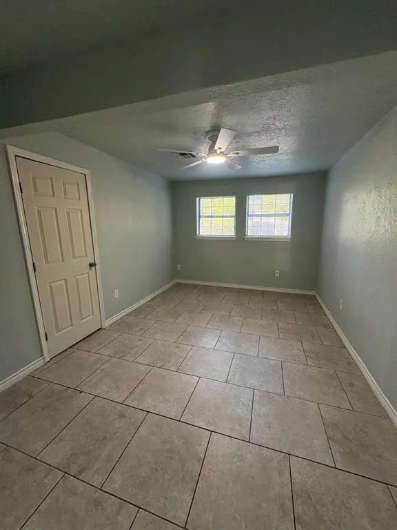 Photo 23 — 1813 NW Pollard Avenue, Lawton, OK 73507
