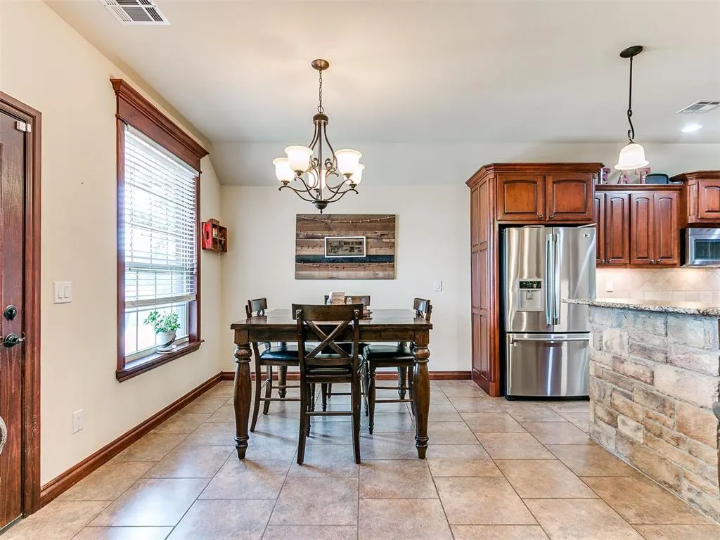 Photo 9 — 1670 Meadow Creek Circle, Newcastle, OK 73065