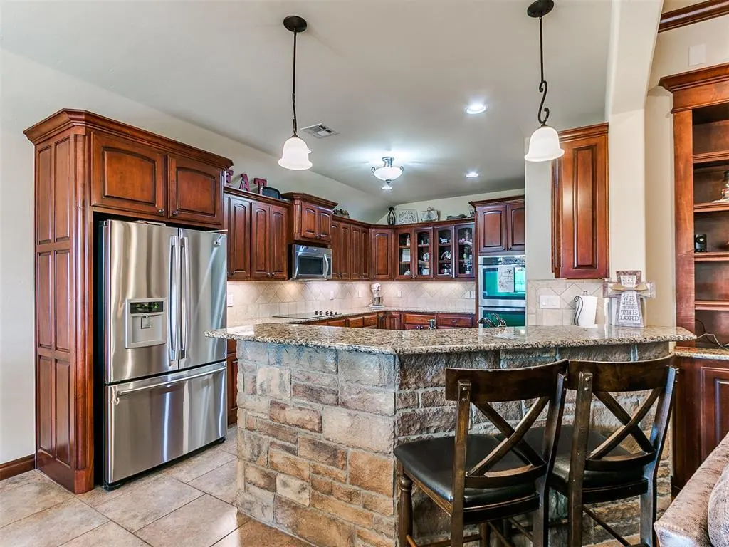 Photo 11 — 1670 Meadow Creek Circle, Newcastle, OK 73065