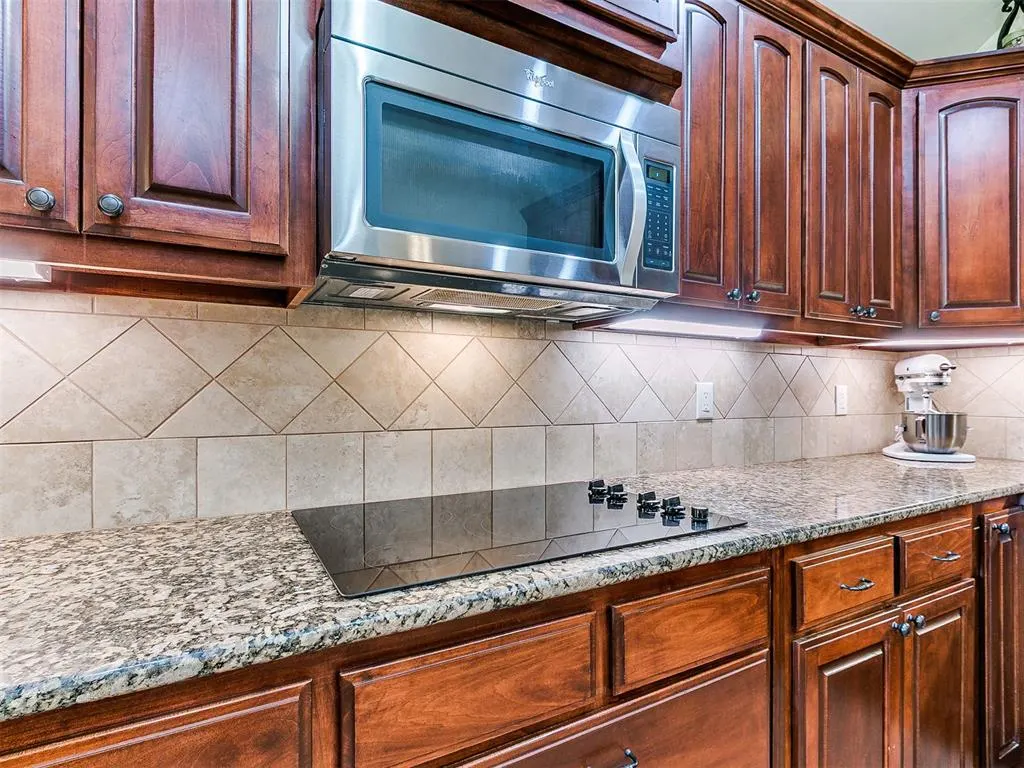 Photo 14 — 1670 Meadow Creek Circle, Newcastle, OK 73065