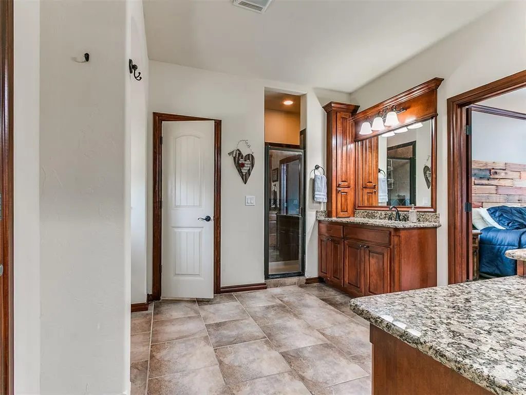 Photo 19 — 1670 Meadow Creek Circle, Newcastle, OK 73065