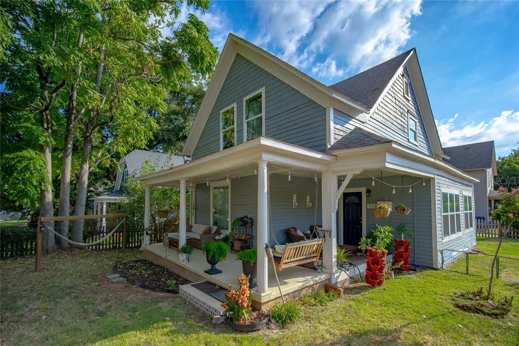 Photo 6 — 502 N Broad Street, Guthrie, OK 73044