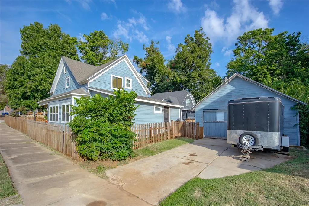 Photo 32 — 502 N Broad Street, Guthrie, OK 73044