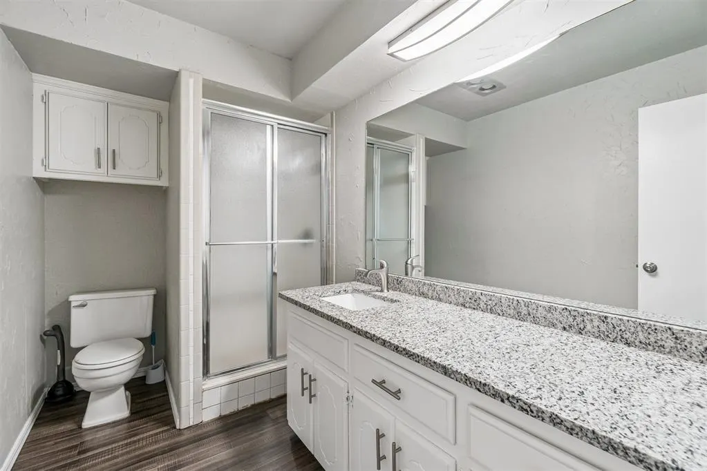 Photo 22 — 824 Lakeside Circle, Edmond, OK 73012