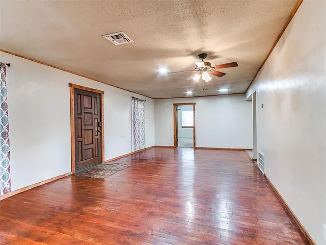 Photo 7 — 7701 S Banner Road, Lexington, OK 73051