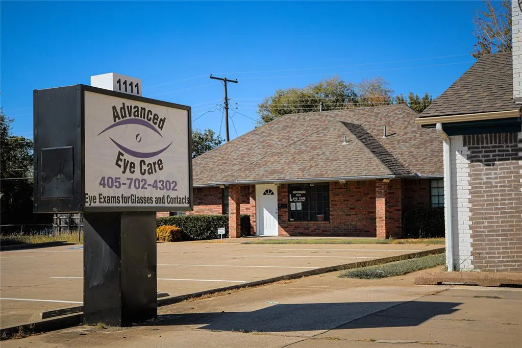 Front exterior — 1111 SW 44th Street, Oklahoma City, OK 73109