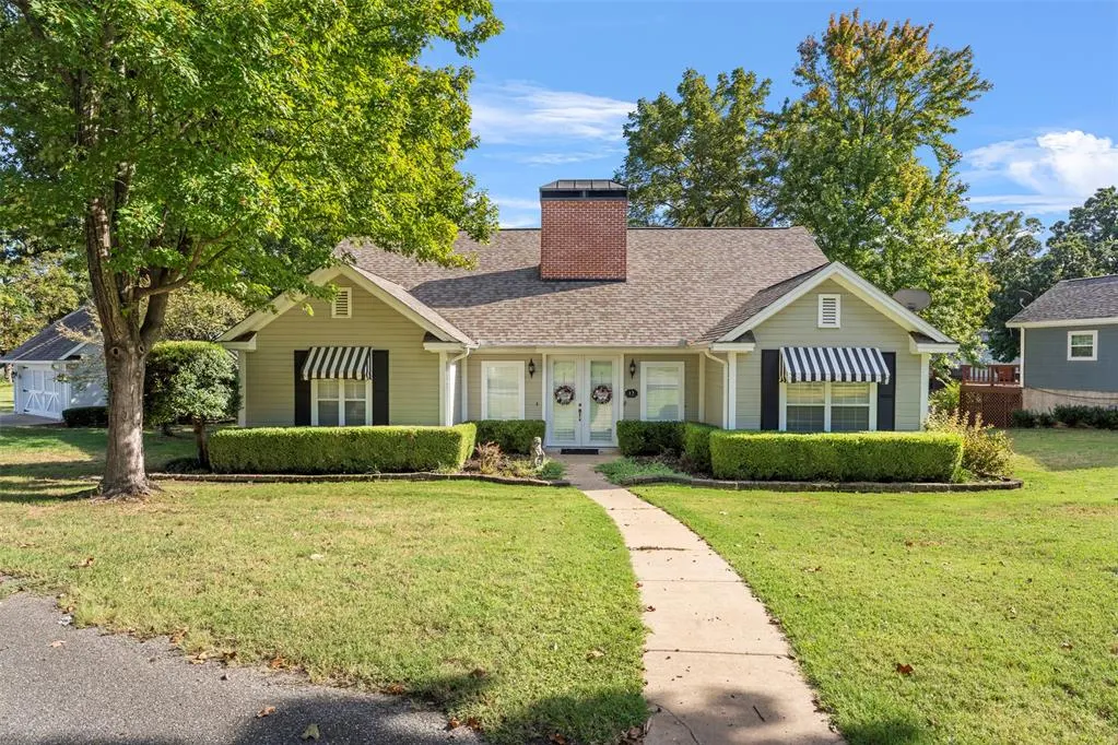 Front exterior — 56201 E 285 Road 12, Monkey Island, OK 74331