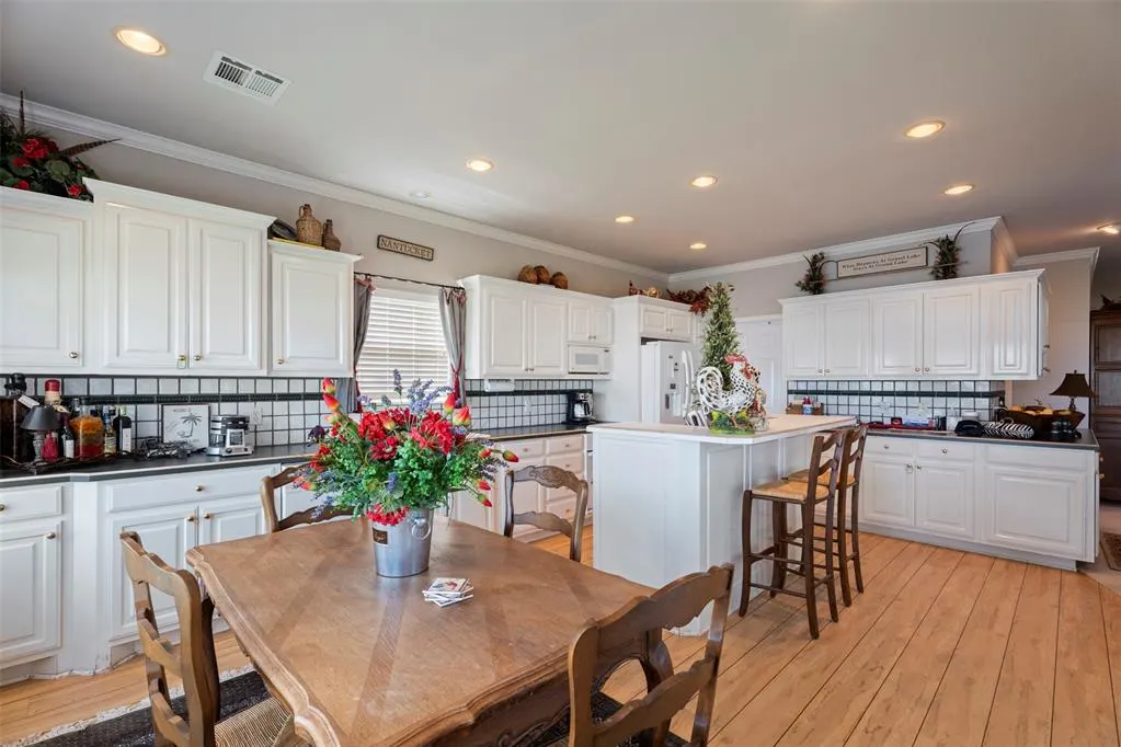 Photo 19 — 56201 E 285 Road 12, Monkey Island, OK 74331