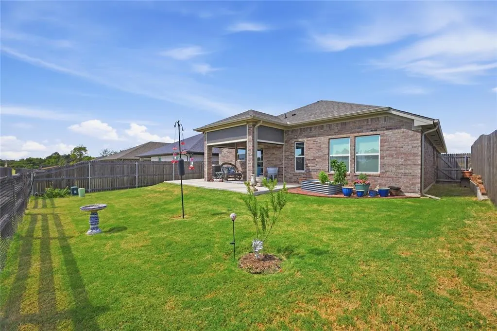 Photo 5 — 625 Prairie Drive, Guthrie, OK 73044