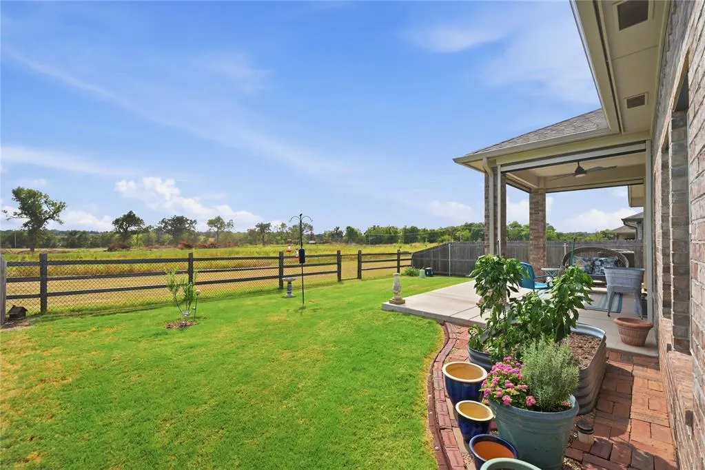 Photo 7 — 625 Prairie Drive, Guthrie, OK 73044