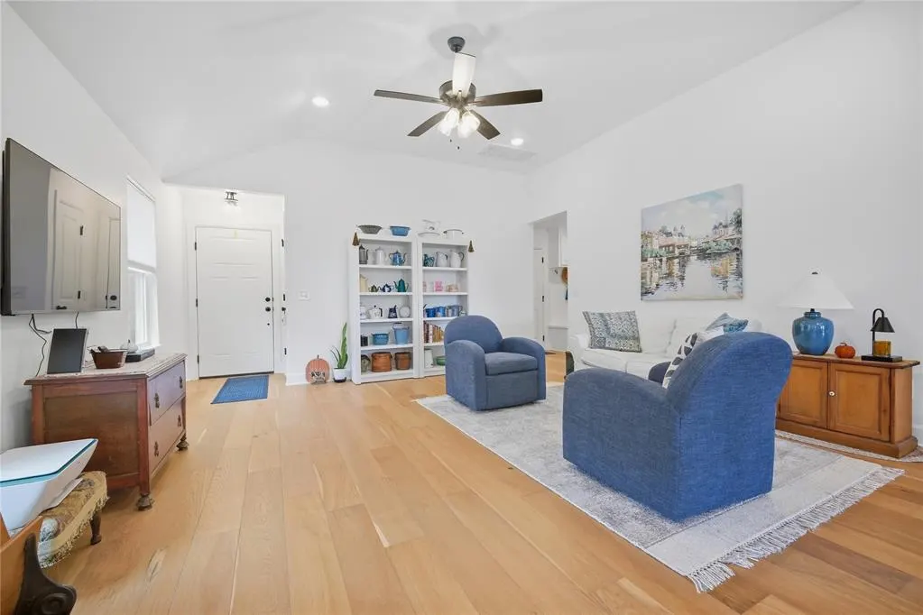 Photo 11 — 625 Prairie Drive, Guthrie, OK 73044