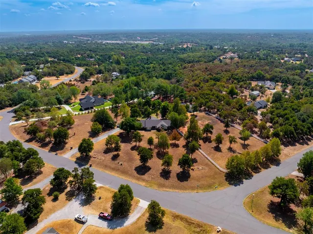 Photo 7 — 11408 Burning Oaks Road, Oklahoma City, OK 73150