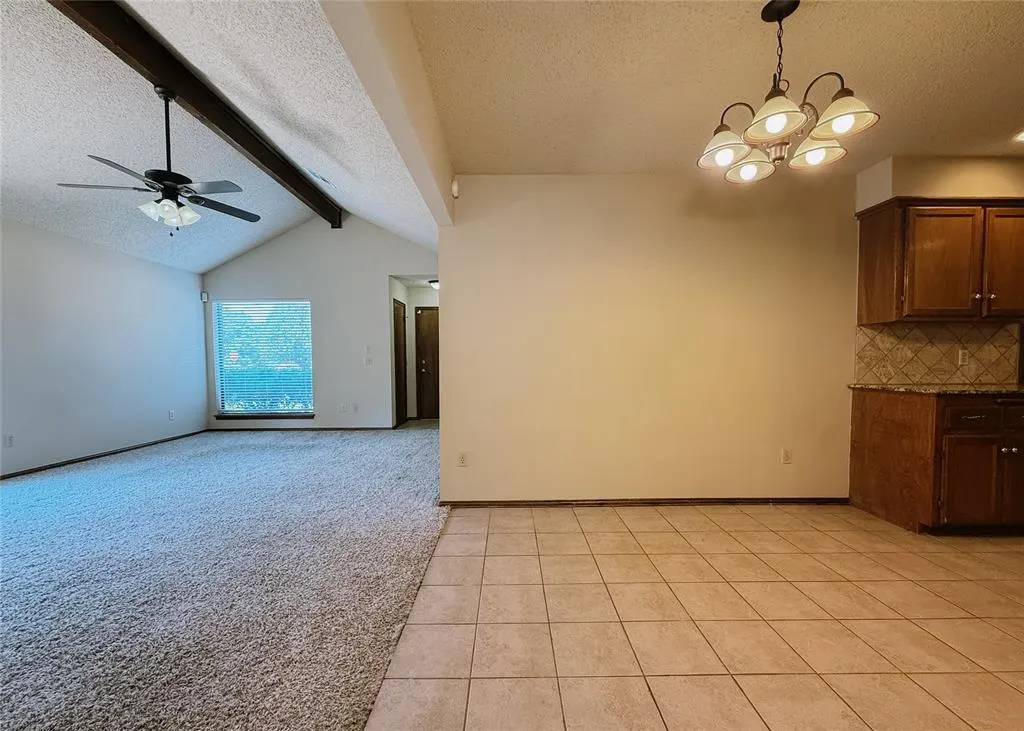 Photo 11 — 528 W 9th Street, Edmond, OK 73003
