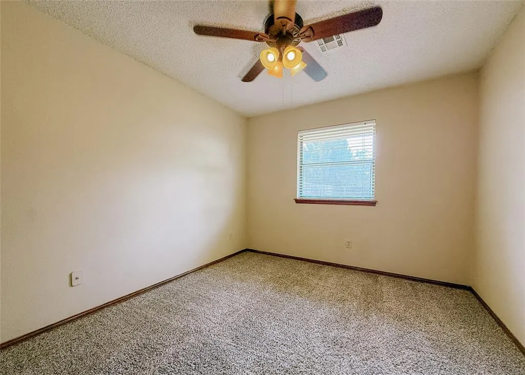 Photo 24 — 528 W 9th Street, Edmond, OK 73003