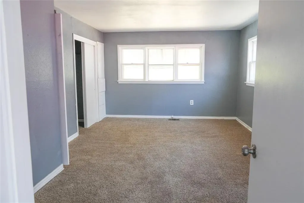 Photo 9 — 2115 NE 19th Street, Oklahoma City, OK 73111