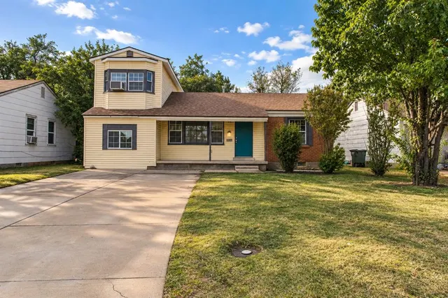 Photo 2 — 4021 SE 24th Street, Del City, OK 73115