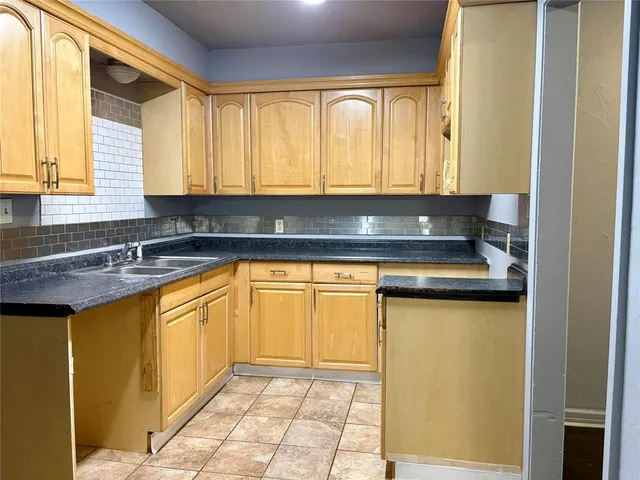 Photo 7 — 3113 NW 32nd Street, Oklahoma City, OK 73112