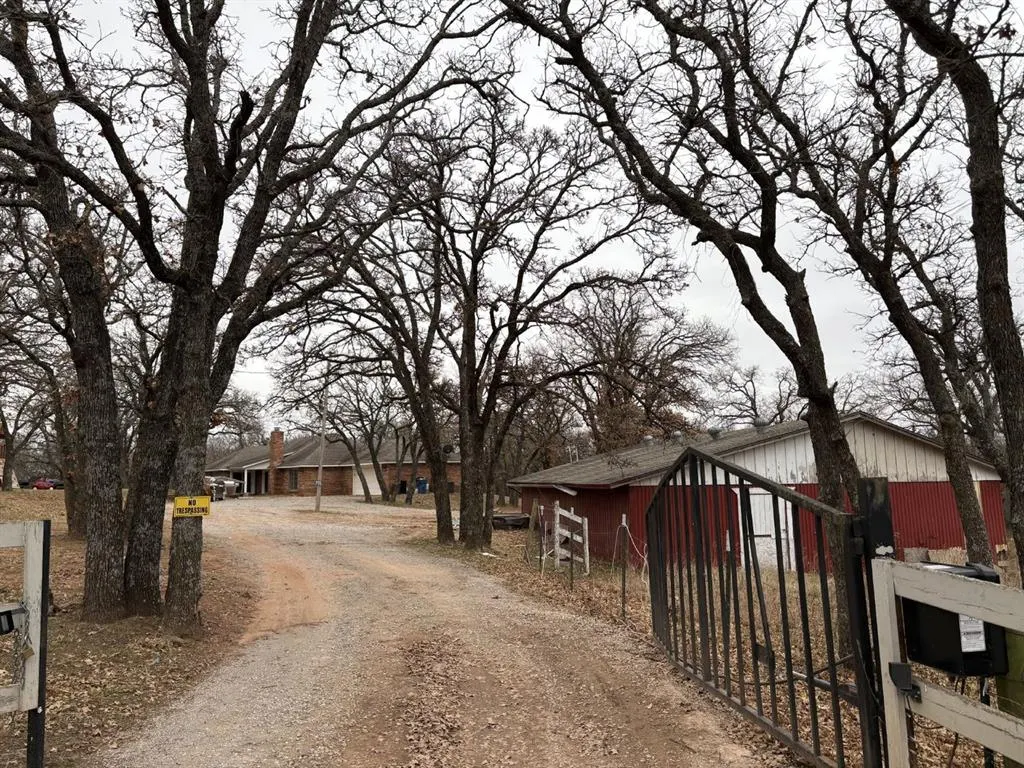 Photo 2 — 8520 E Covell Road, Arcadia, OK 73007