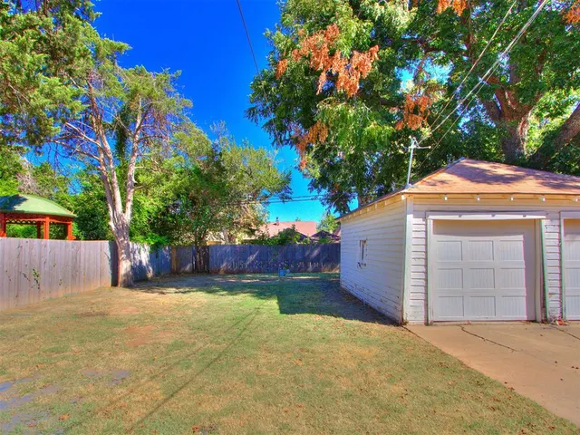Photo 8 — 2309 NW 26th Street, Oklahoma City, OK 73107
