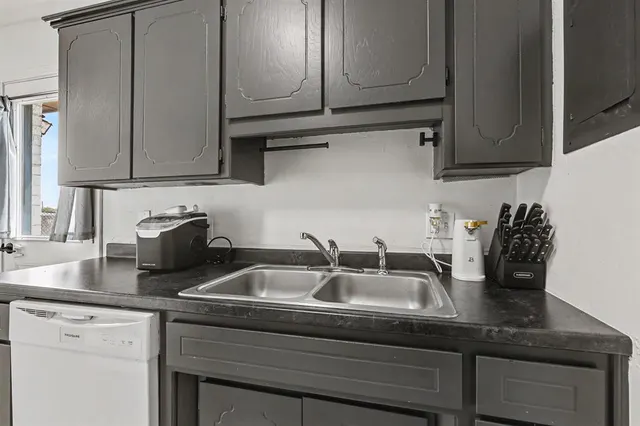 Photo 6 — 116 N McKenzie Street 116 + 118, Weatherford, OK 73096