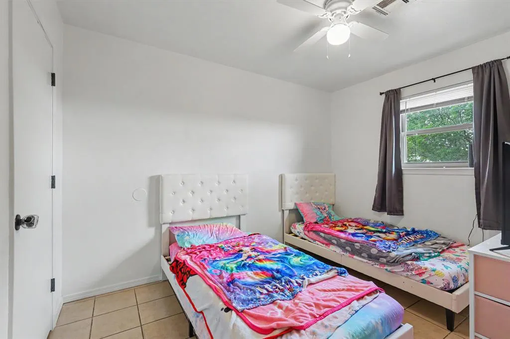 Photo 12 — 116 N McKenzie Street 116 + 118, Weatherford, OK 73096