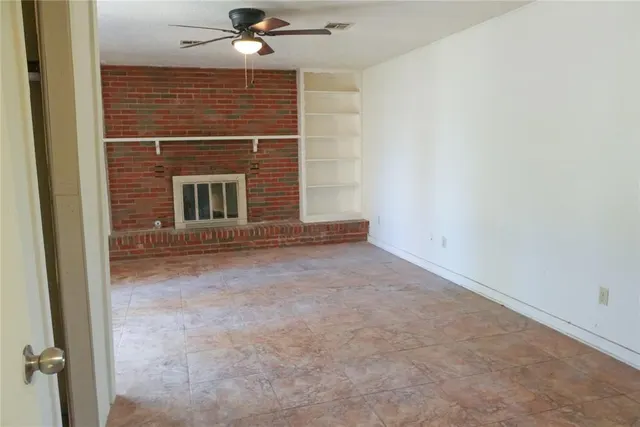 Photo 6 — 7228 NW 17th Street, Bethany, OK 73008