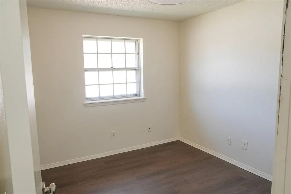 Photo 13 — 1410 High Meadows Drive, Norman, OK 73071