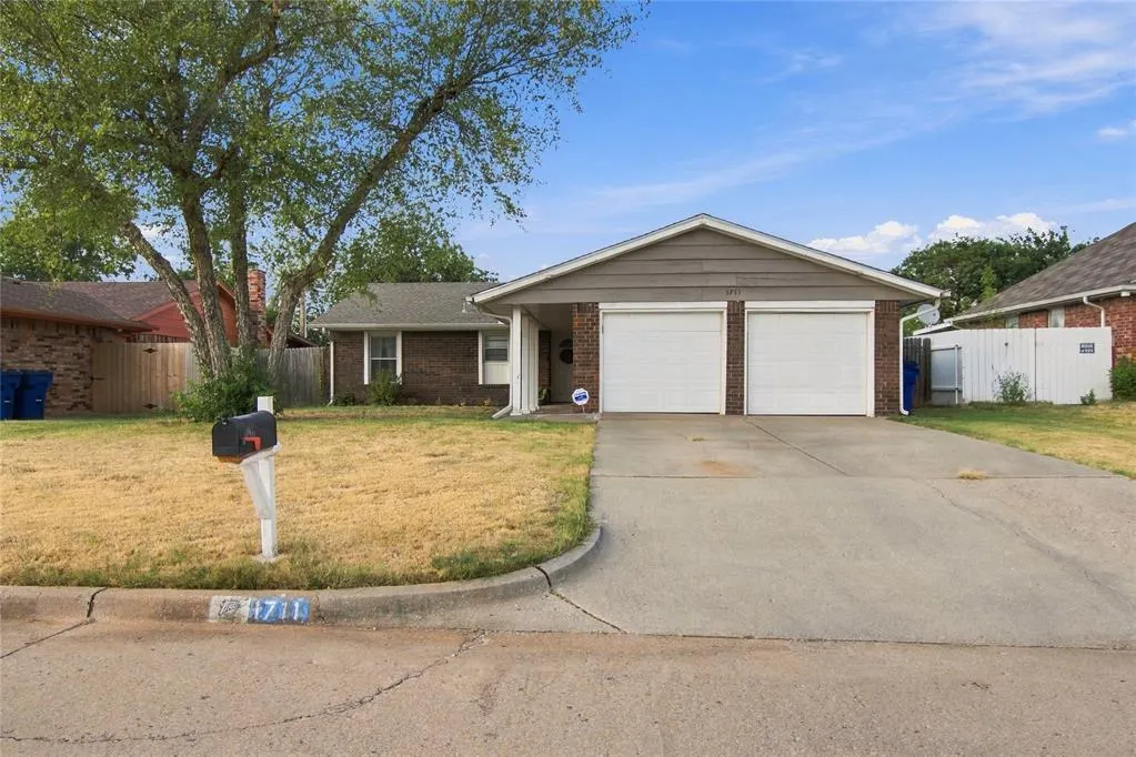 Front exterior — 1711 Fremont Drive, The Village, OK 73120