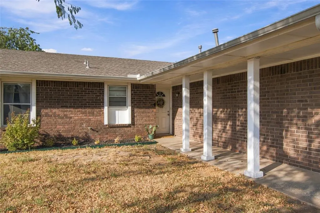 Photo 5 — 1711 Fremont Drive, The Village, OK 73120