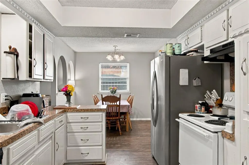Photo 7 — 1711 Fremont Drive, The Village, OK 73120