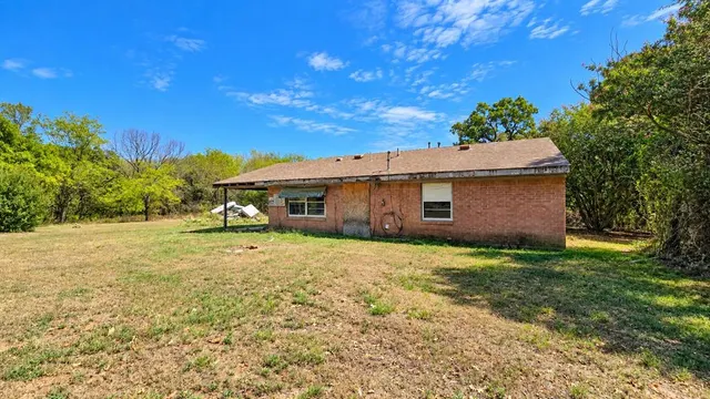 Photo 3 — 37 Timbercreek Lane, Wewoka, OK 74884