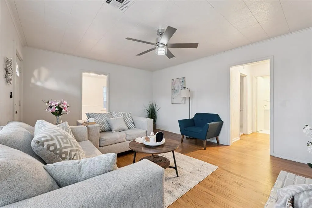 Photo 7 — 3020 NW 11th Street, Oklahoma City, OK 73107