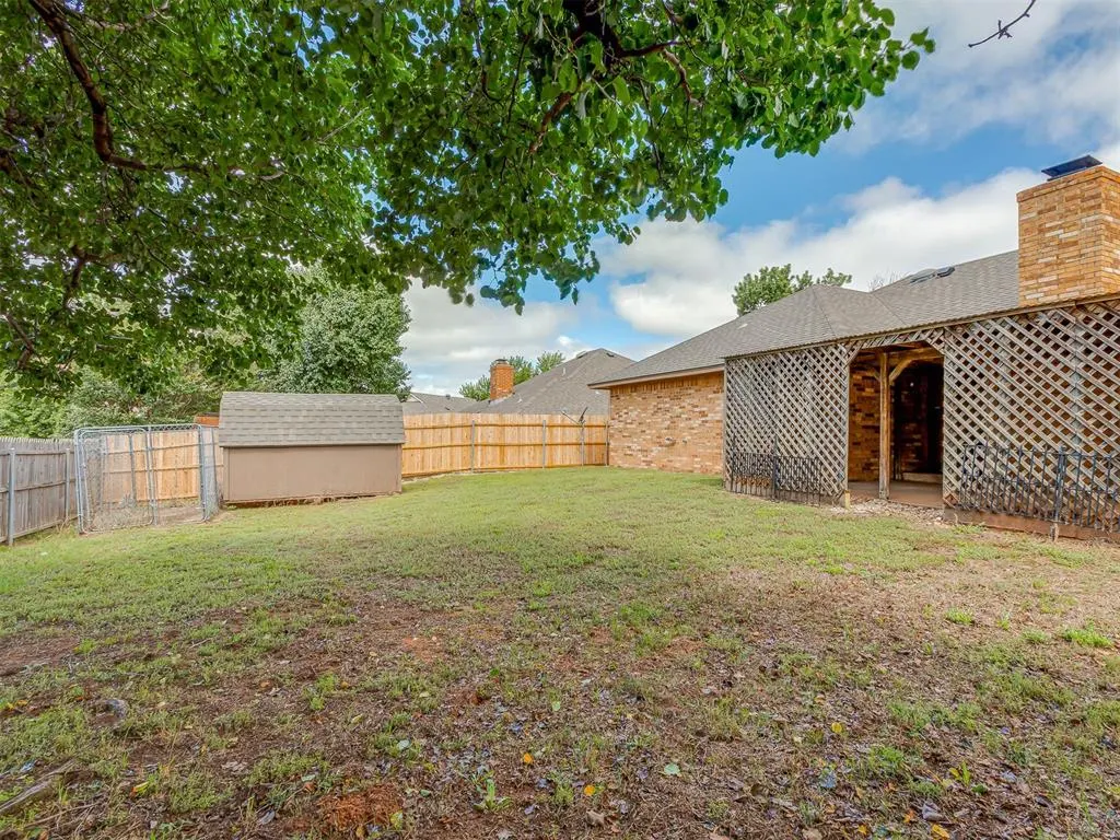 Photo 21 — 2608 Northwood Lane, Edmond, OK 73013