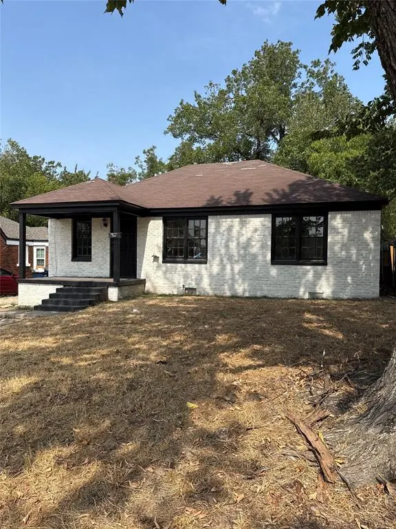 Photo 3 — 2049 NE 17th Street, Oklahoma City, OK 73111