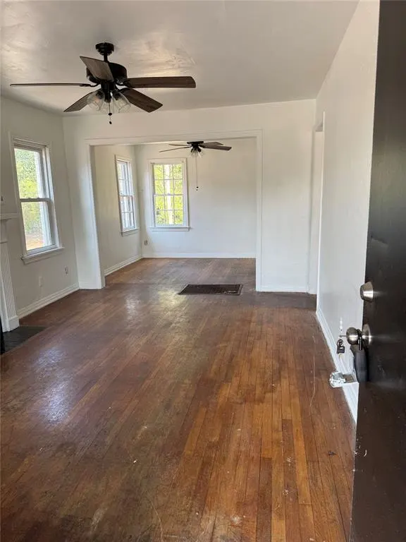 Photo 4 — 2049 NE 17th Street, Oklahoma City, OK 73111