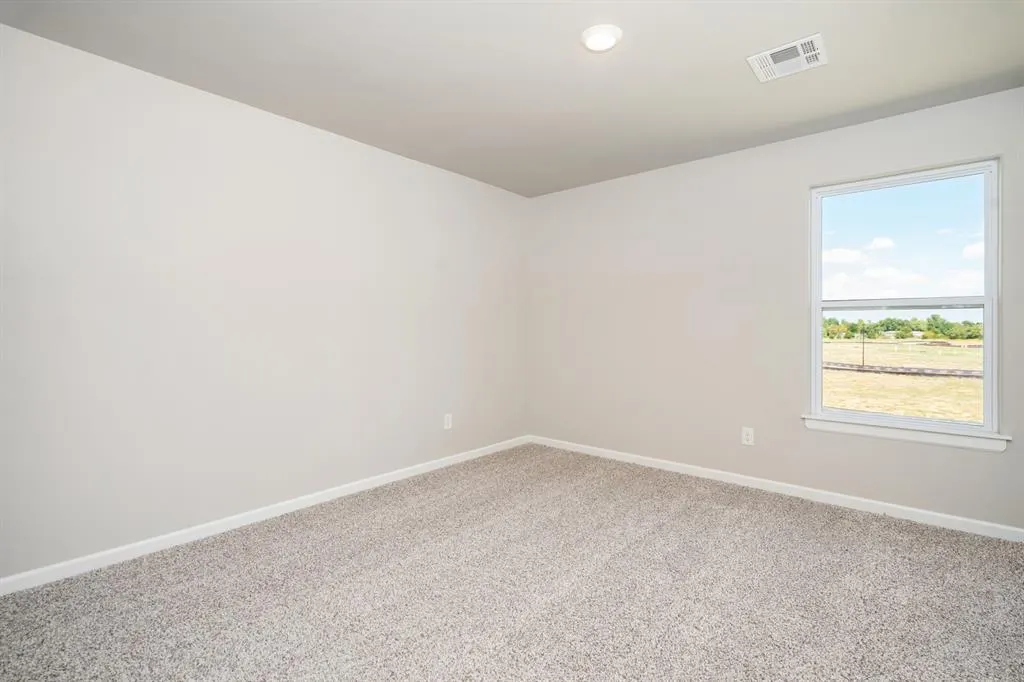 Photo 9 — 712 Luna Way, Tuttle, OK 73089