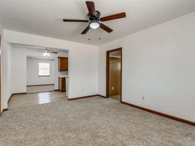 Photo 4 — 109 Rock Place, Moore, OK 73160