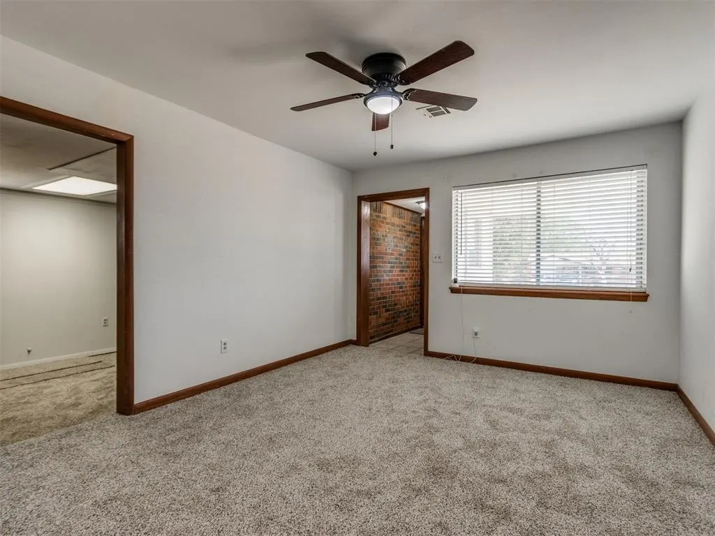 Photo 5 — 109 Rock Place, Moore, OK 73160