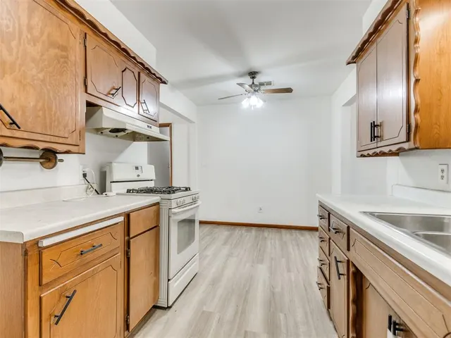 Photo 8 — 109 Rock Place, Moore, OK 73160